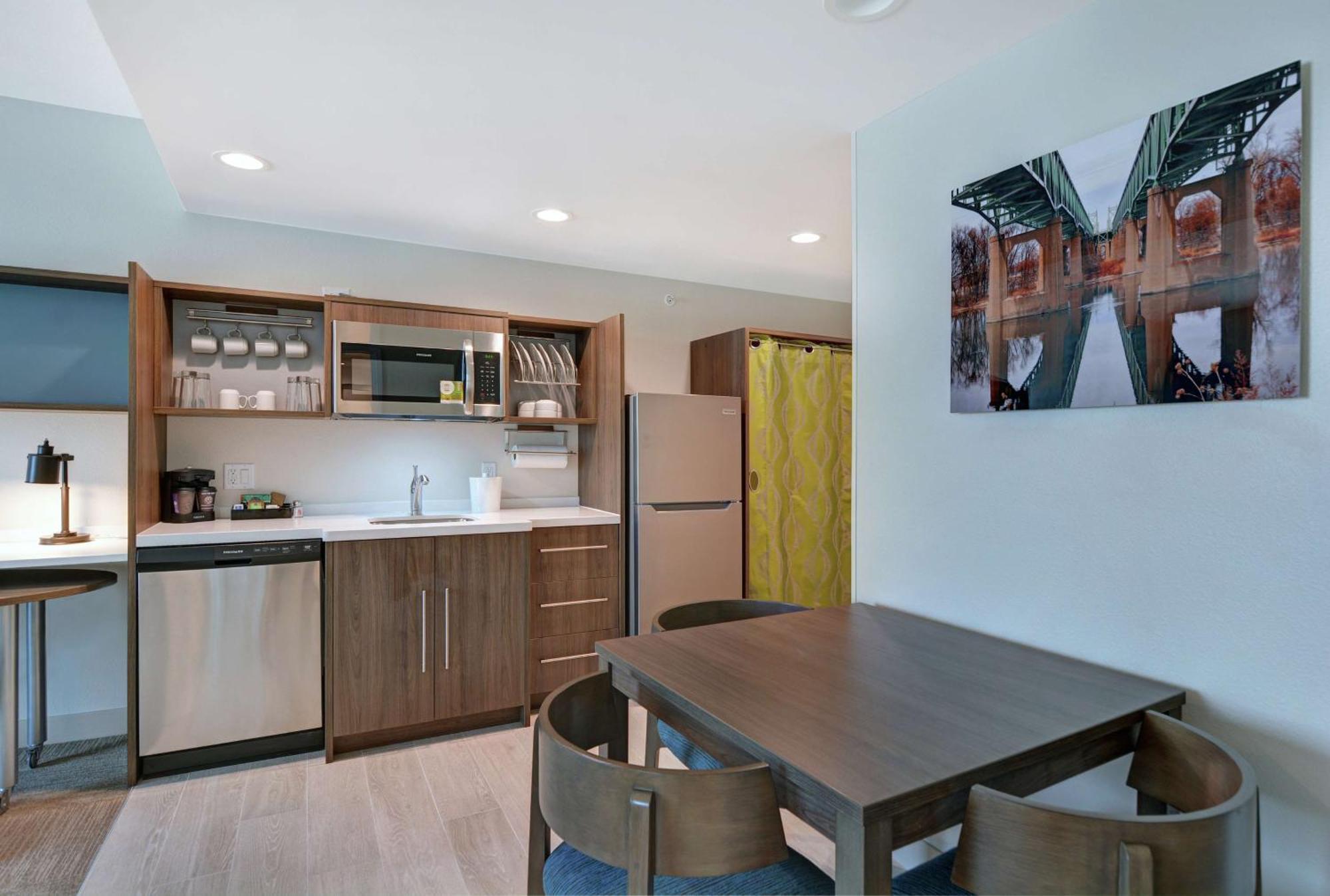 Home2 Suites By Hilton Bettendorf Quad Cities Εξωτερικό φωτογραφία